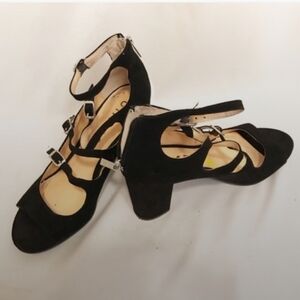 Unisa Black Strappy Open Toe Heels 8.5